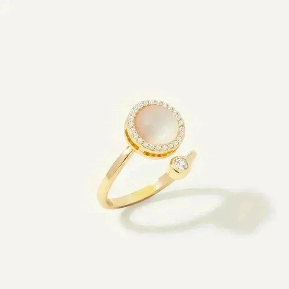 Hearts Valley moonstone meditation spinner ring - Picture 2 of 7